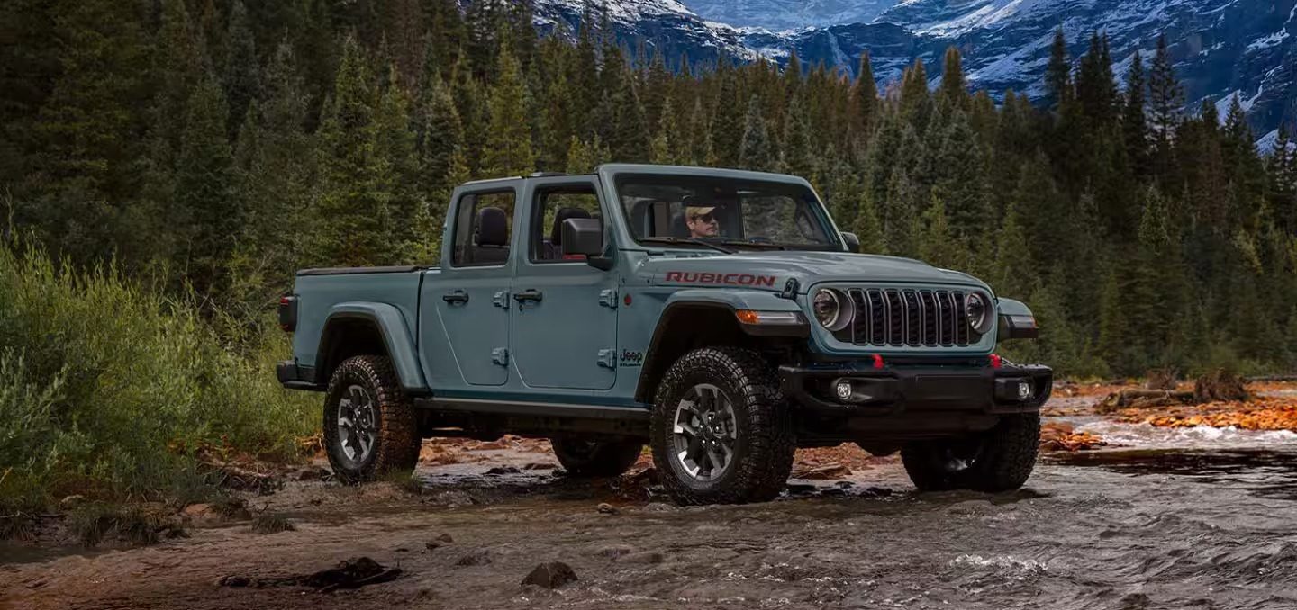 Gladiator Rubicon wheel + tire set